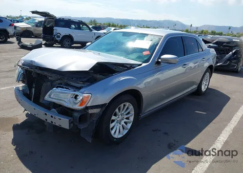 2013 Chrysler 300 Motown из США, поврежденный, VIN 2C3CCAAG6DH612019